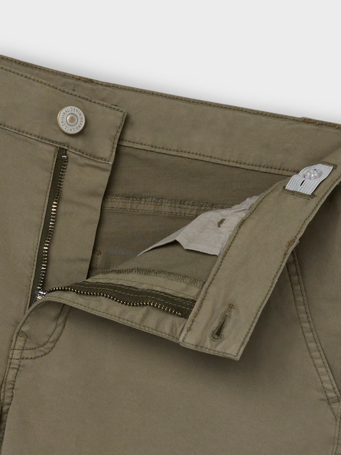 NLMTHILSE Shorts - Vetiver